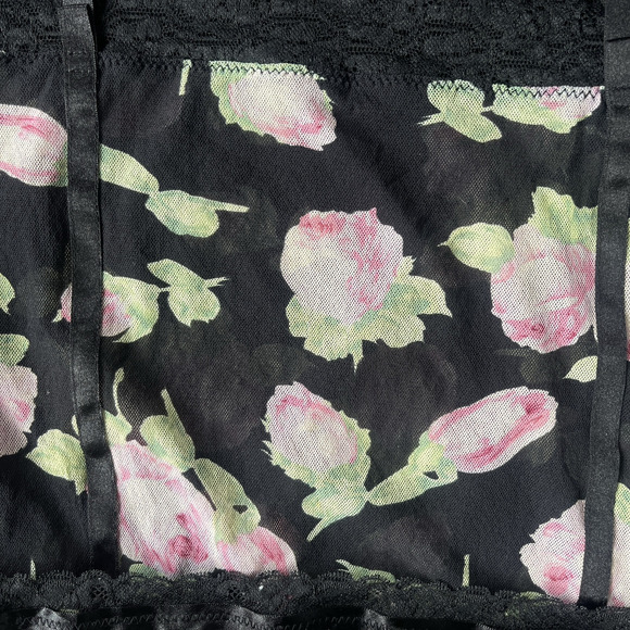 The Limited Womens Tank Top Medium Floral Mesh Lightweight Y2K Lace Trim - Picture 4 of 11